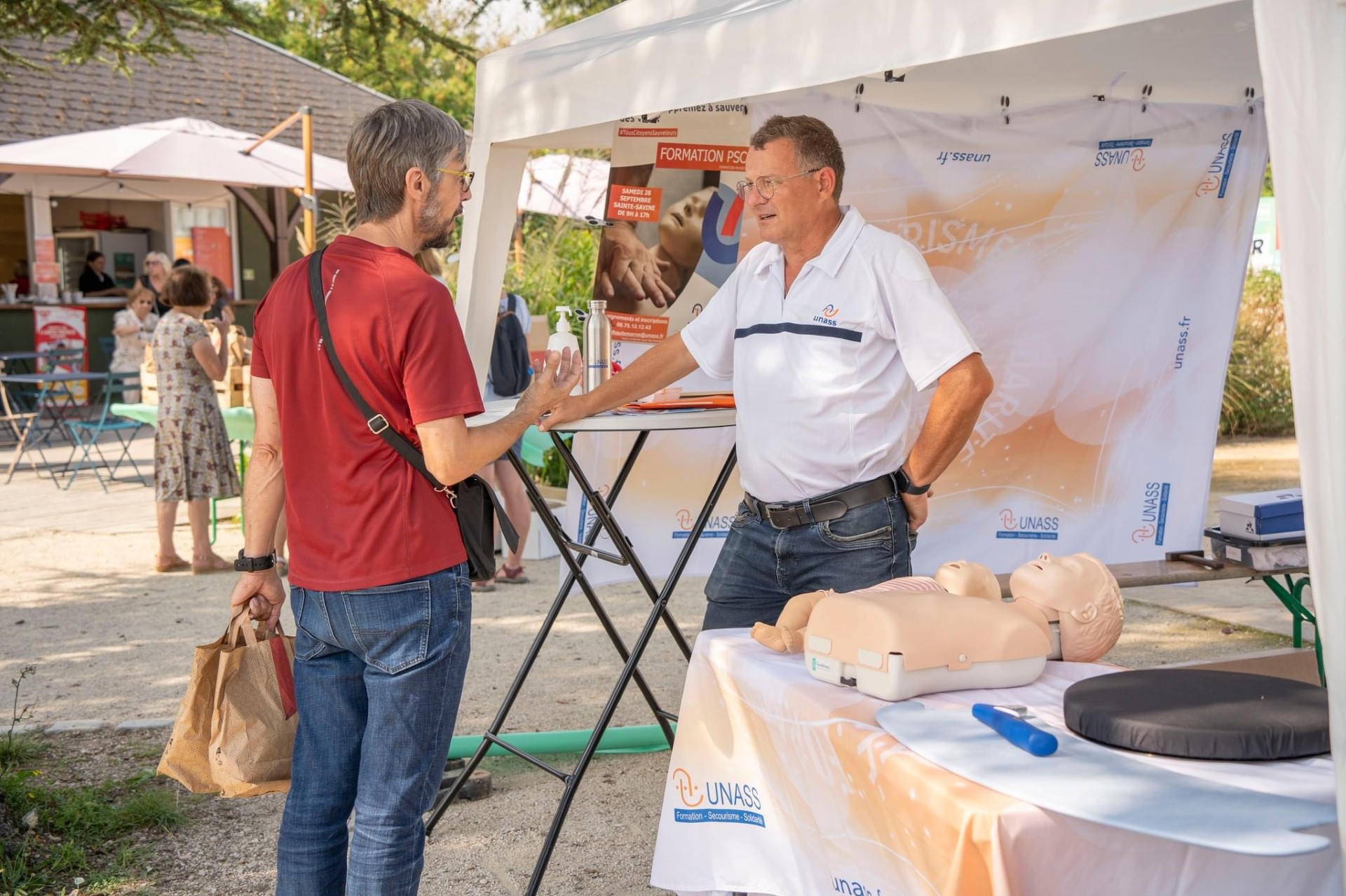 UNASS AUBE-HAUTE-MARNE AU FORUM DES ASSOCIATIONS DE SAINTE-SAVINE : UN BILAN PROMETTEUR !